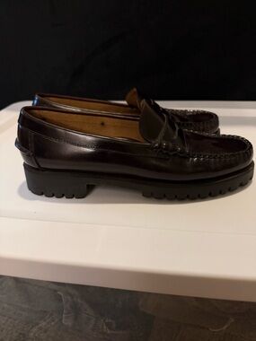 Women’s Dark Brown/burgundy Leather Loafers lug sole 8.5